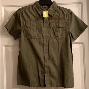NWT. Crazy 8 Military Style Shirt. Boys large